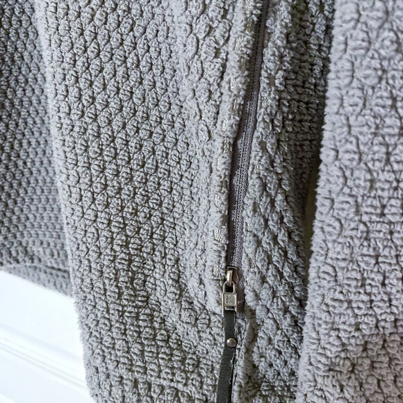 BURTON unisex waffle mock neck sweater, size small - Picture 7 of 9